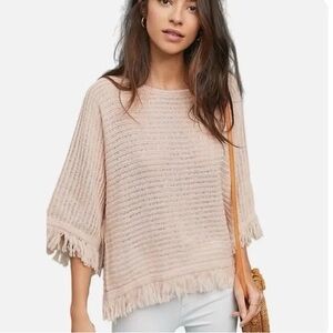 Anthropologie Akemi & Kin Frenchie Fringed Poncho Sweater Muted Pink size XS